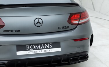 Mercedes-Benz C63 AMG S PREMIUM PLUS 24