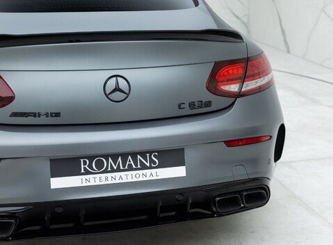 Mercedes-Benz C63 AMG S PREMIUM PLUS 24
