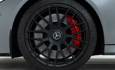 Mercedes-Benz C63 AMG S PREMIUM PLUS 22