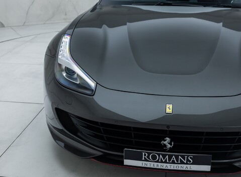 Ferrari GTC4 Lusso T 29