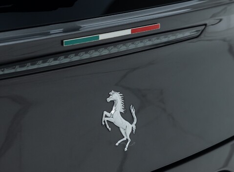 Ferrari GTC4 Lusso T 36
