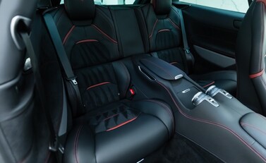 Ferrari GTC4 Lusso T 18
