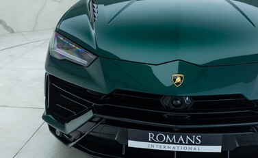 Lamborghini Urus S 31