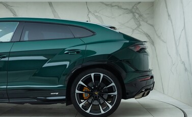 Lamborghini Urus S 38