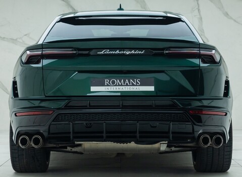 Lamborghini Urus S 8