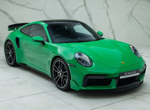 Porsche 911 Turbo S (992) 11