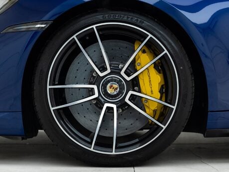 Porsche 911 Turbo S Cabriolet (992)