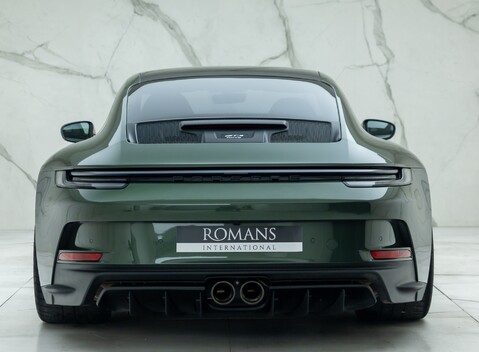 Porsche 911 GT3 TOURING (992) 8