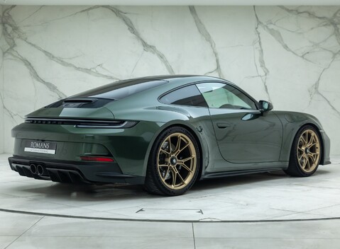 Porsche 911 GT3 TOURING (992) 6
