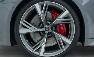 Audi RS6 AVANT VORSPRUNG 30