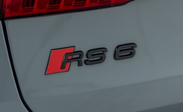 Audi RS6 AVANT VORSPRUNG 33