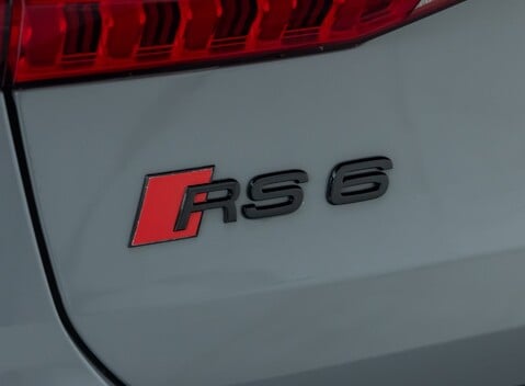 Audi RS6 AVANT VORSPRUNG 33
