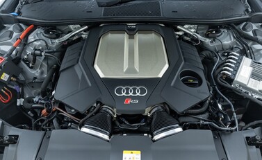 Audi RS6 AVANT VORSPRUNG 36