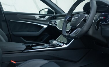 Audi RS6 AVANT VORSPRUNG 13