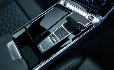 Audi RS6 AVANT VORSPRUNG 25