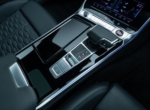 Audi RS6 AVANT VORSPRUNG 25