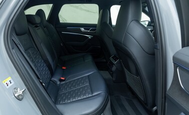 Audi RS6 AVANT VORSPRUNG 18
