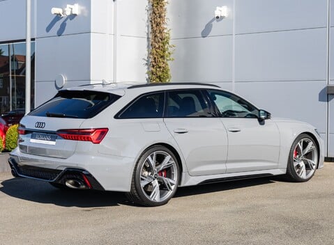 Audi RS6 AVANT VORSPRUNG 4