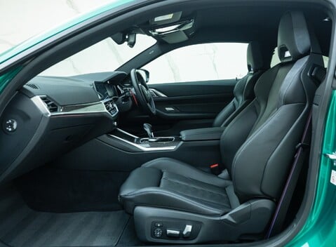 BMW M4 COMPETITION M XDRIVE 18