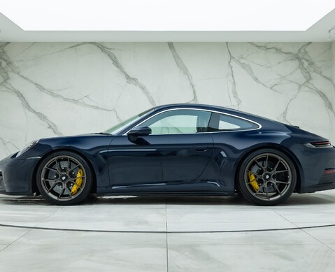 Porsche 911 GT3 TOURING (992)