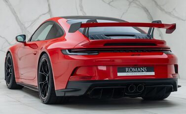 Porsche 911 GT3 (992) 10