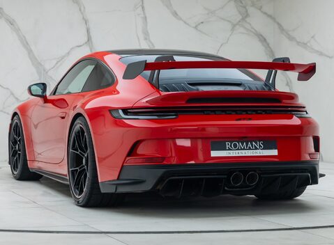 Porsche 911 GT3 (992) 10