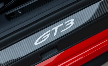 Porsche 911 GT3 (992) 24
