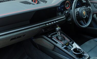 Porsche 911 GT3 (992) 17