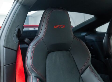 Porsche 911 GT3 (992) 15