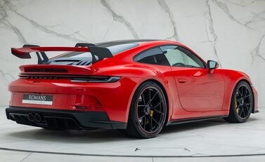 Porsche 911 GT3 (992) 6