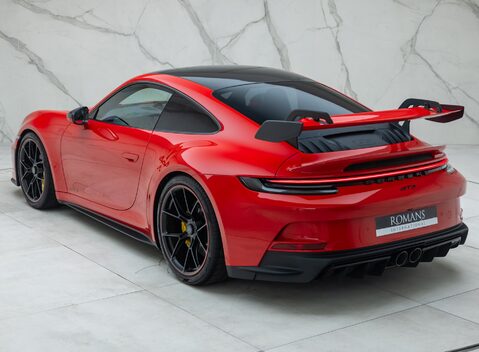 Porsche 911 GT3 (992) 12