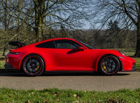 Porsche 911 GT3 (992) 3