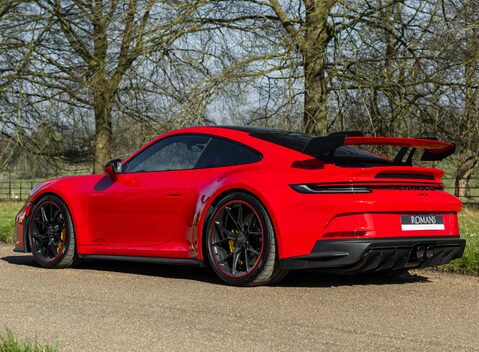 Porsche 911 GT3 (992) 4