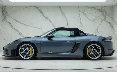 Porsche 718 SPYDER RS 7