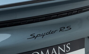 Porsche 718 SPYDER RS 45