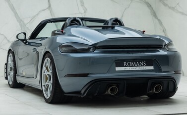 Porsche 718 SPYDER RS 13