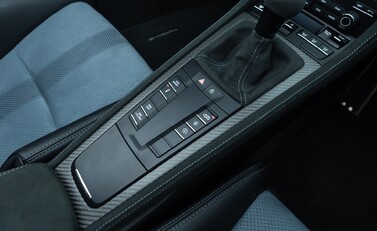 Porsche 718 SPYDER RS 25