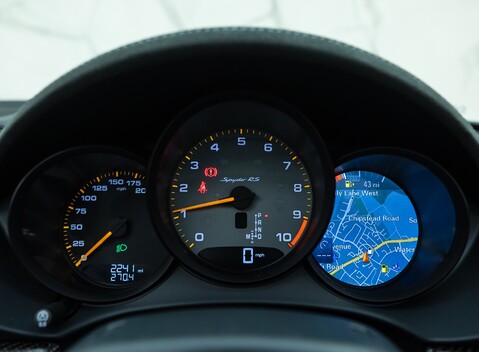 Porsche 718 SPYDER RS 21