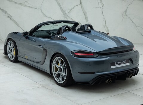 Porsche 718 SPYDER RS 15