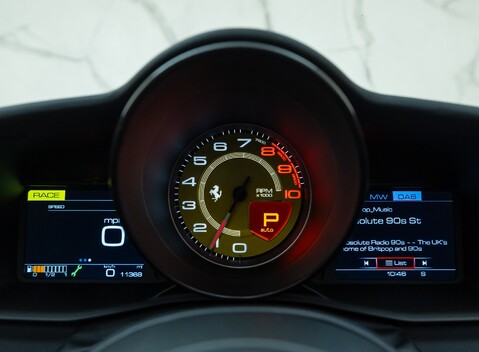Ferrari 488 SPIDER 21