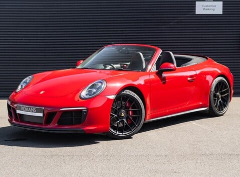 Porsche 911 Carrera GTS CABRIOLET (991.2) 2