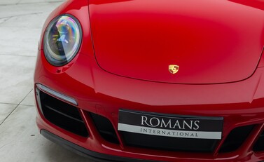 Porsche 911 Carrera GTS CABRIOLET (991.2) 30