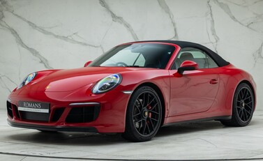 Porsche 911 Carrera GTS CABRIOLET (991.2) 5