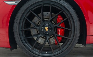 Porsche 911 Carrera GTS CABRIOLET (991.2) 29