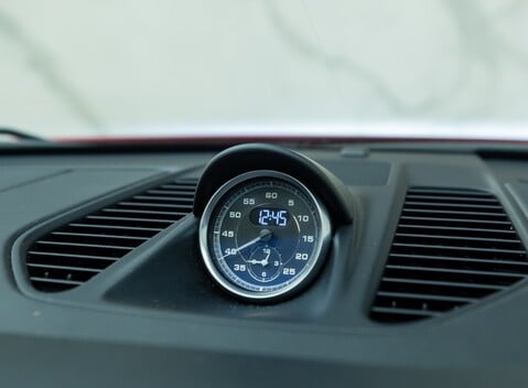 Porsche 911 Carrera GTS CABRIOLET (991.2) 23