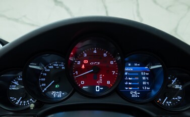 Porsche 911 Carrera GTS CABRIOLET (991.2) 22