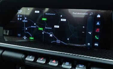 Porsche 911 GT3 TOURING (992) 21