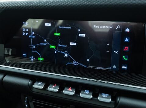 Porsche 911 GT3 TOURING (992) 21