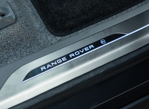 Land Rover Range Rover P615 SV LWB 30
