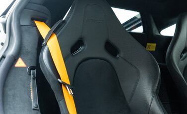 McLaren 675LT 12